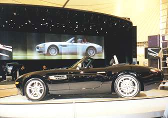 BMW_Z8_04[1].jpg (13609 bytes)