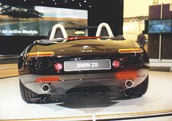 BMW_Z8_06[1].jpg (13694 bytes)