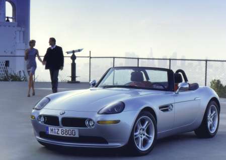 bmwz8_ab[1].jpg (14927 bytes)